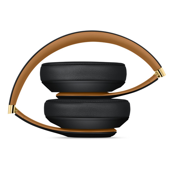Beats Studio3 Wireless Over-Ear Headphones - The Beats Skyline Collection - Midnight Black